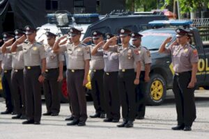 Memasuki Penghujung Tahun 2022, 33 Personel Polres Sumba Barat Dianugerahi Kenaikan Pangkat