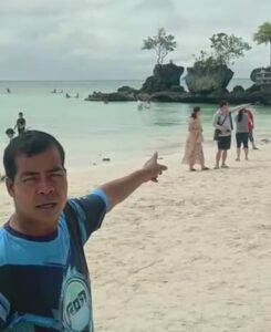Meski Panorama Alam SBD Lebih Memukau, Geliat Pariwisatanya Kalah Jauh dari Kawasan Boracay di Filipina
