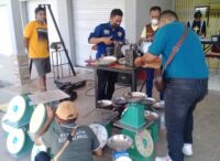 Pedagang di Kawasan Kota Tambolaka Antusias dan Sambut Baik Kegiatan Tera Ulang UTTP