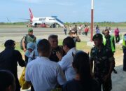 Tiba di Tambolaka, Letkol Inf Deny Ahdiani Amir Disambut Sejumlah Tokoh dan Pejabat SBD