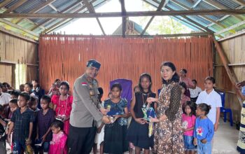 Tebar Kepedulian dan Perkuat Kamtibmas, Kapolres Sumba Barat Hadir di Tengah Masyarakat Lewat Program Minggu Kasih
