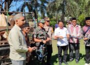 Serahkan Hewan Kurban untuk Tiga Masjid Bupati Kornelius Minta Pererat Tali Silahturahmi di Tahun Politik