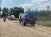 Warga Kodi Berterima Kasih atas Perbaikan Jalan yang Diinisiasi Relawan Paket Rakyat