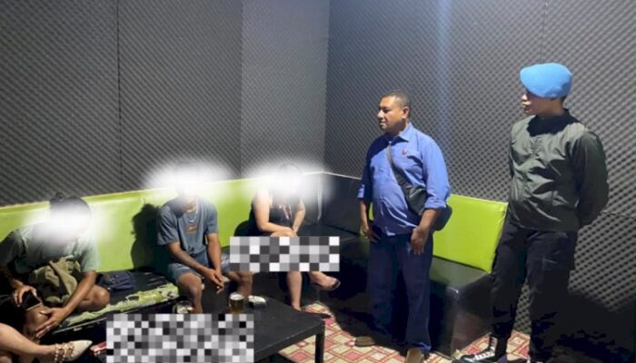 Polres Sumba Barat Gelar KRYD di Dua Cafe, Pengunjung Diperiksa dan Diimbau Jauhi Narkoba